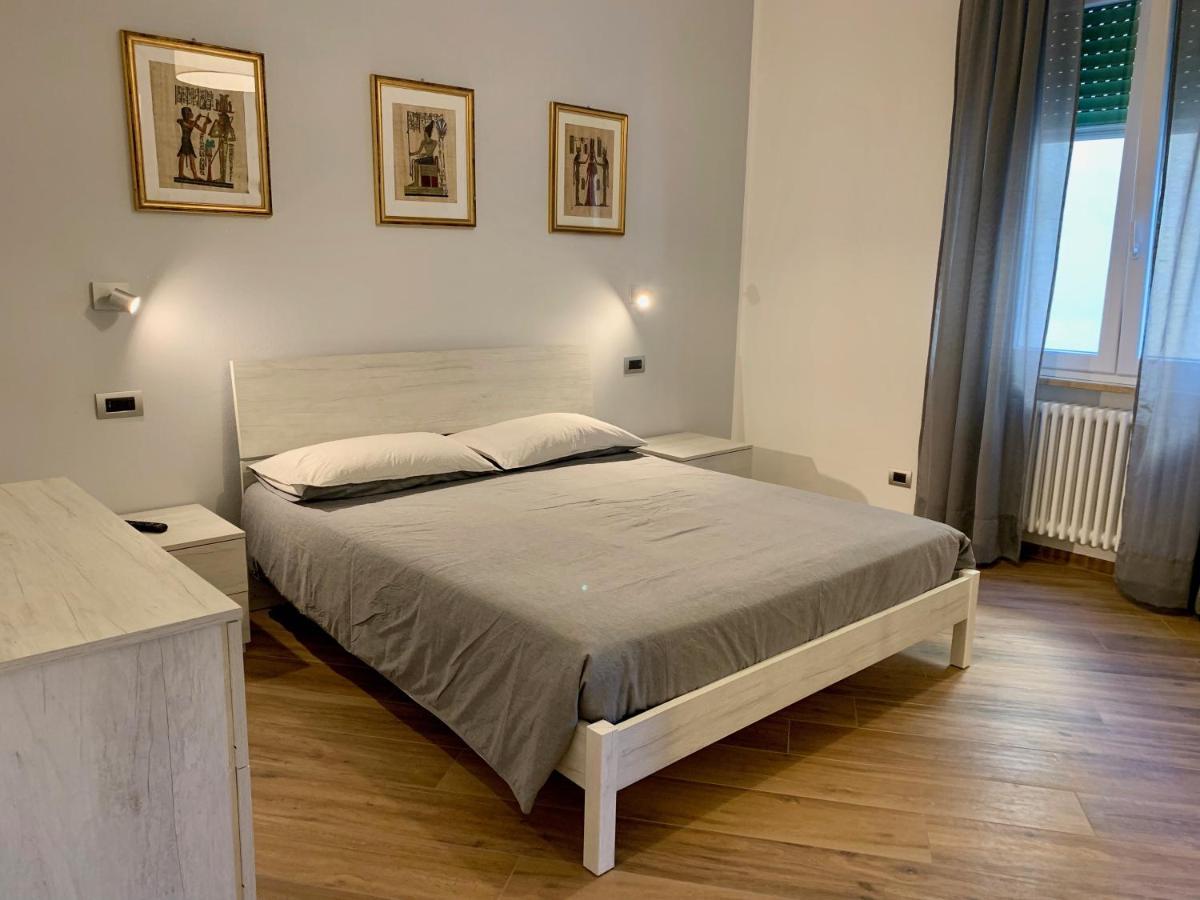 La Casa Dei Nonni Apartment เลวานโต ภายนอก รูปภาพ