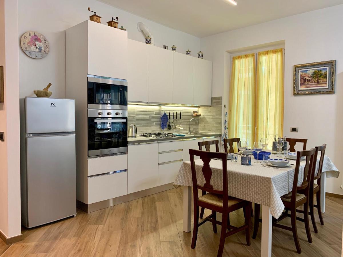 La Casa Dei Nonni Apartment เลวานโต ภายนอก รูปภาพ