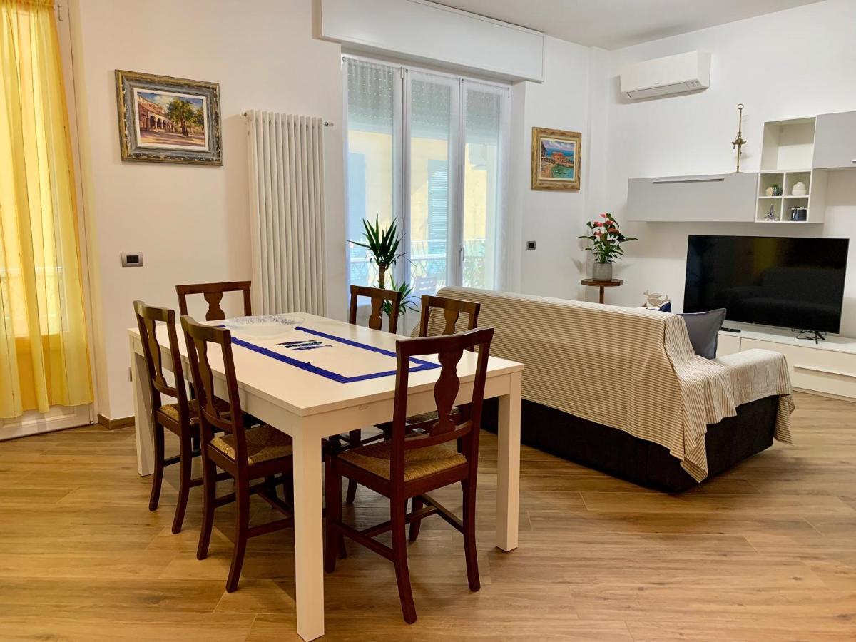 La Casa Dei Nonni Apartment เลวานโต ภายนอก รูปภาพ